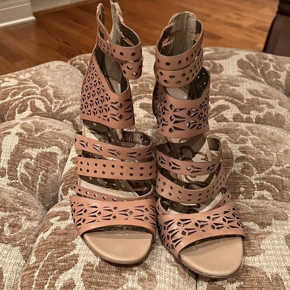 NEW Sam Edelman Alysia Leather Heels - Picture 3 of 5